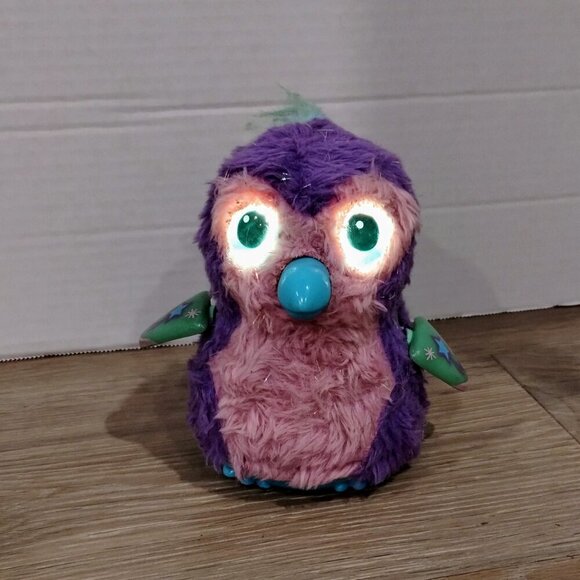 Hatchimals Glittering Garden Sparkly Penguala Penguin Interactive Toy - Picture 1 of 6